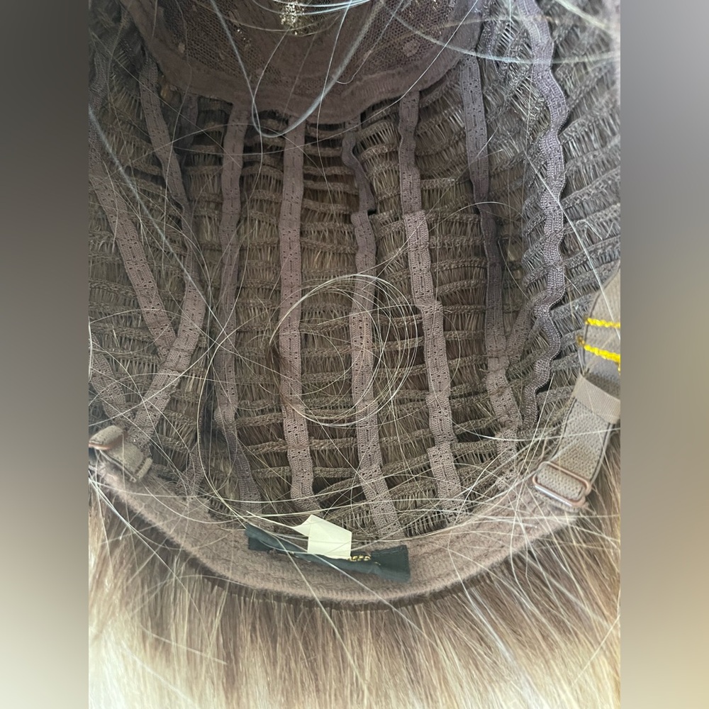 Belle Tress Anatolia HF ButterBeer Blonde Wig - Picture 7 of 16